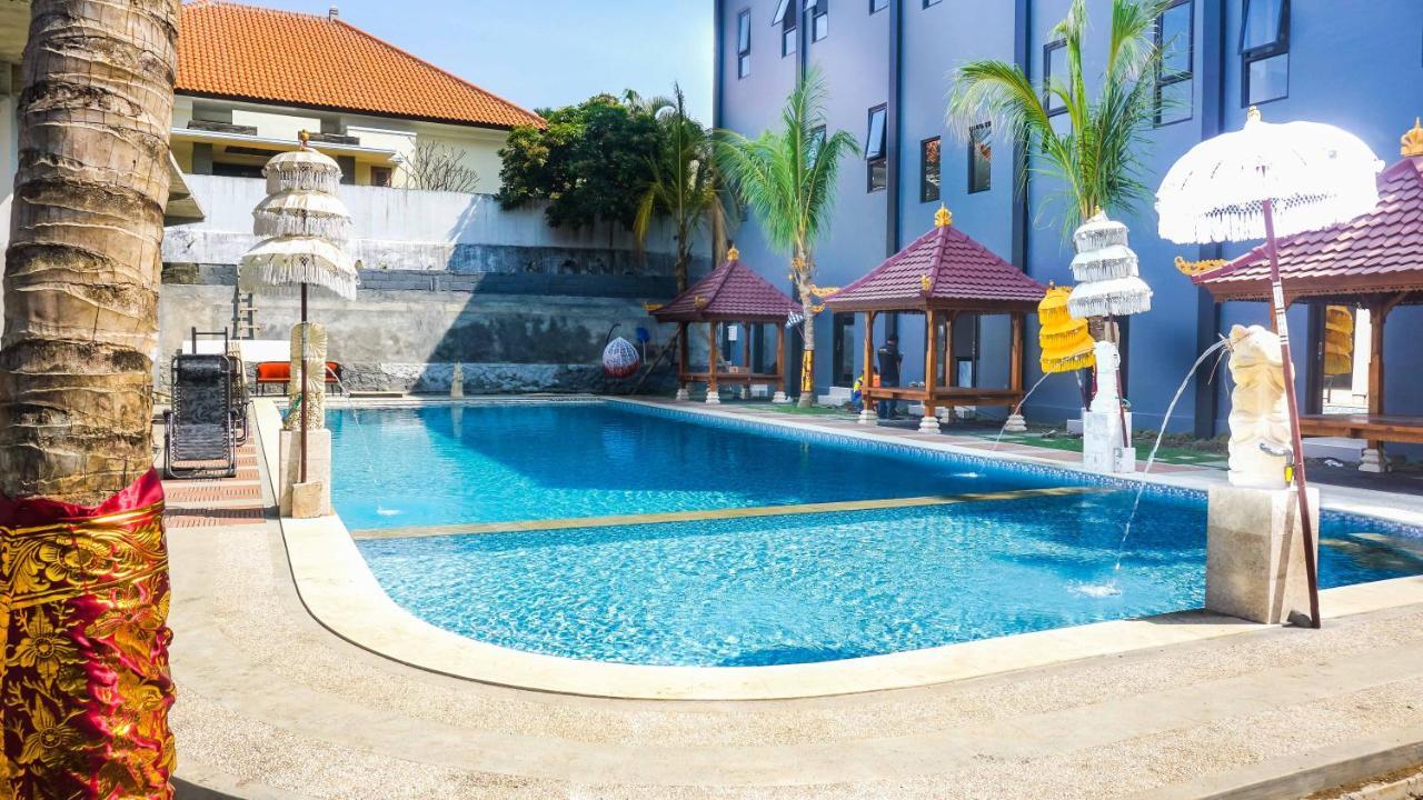 Giri Palma Hotel Malang Esterno foto