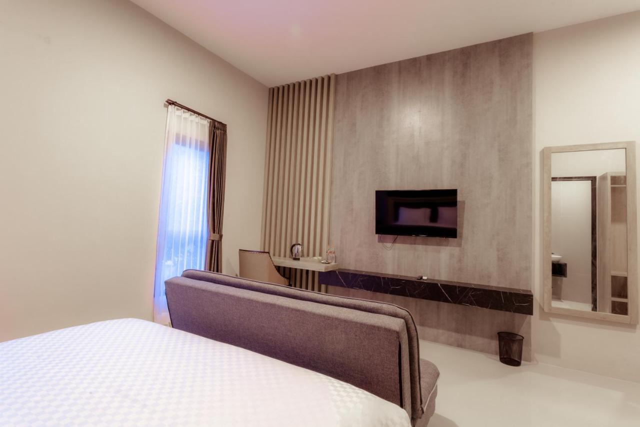 Giri Palma Hotel Malang Esterno foto