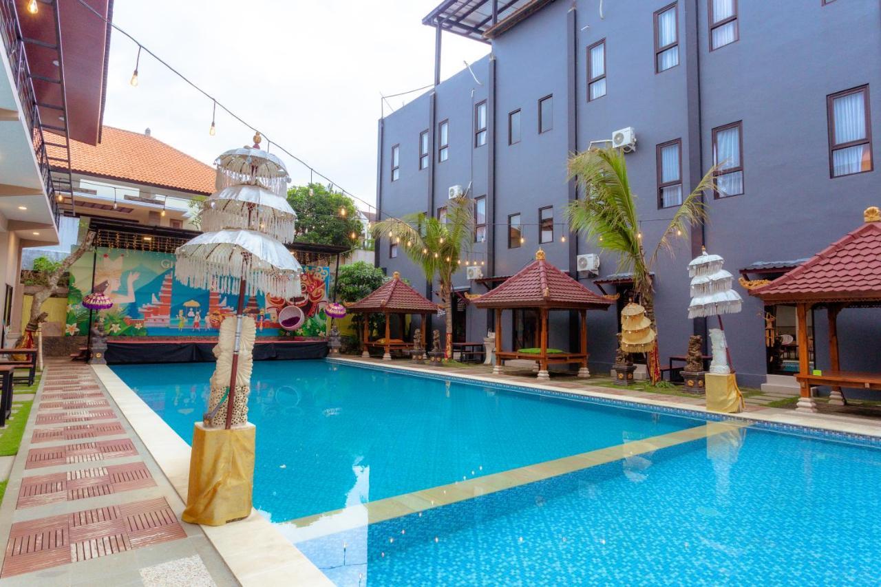 Giri Palma Hotel Malang Esterno foto